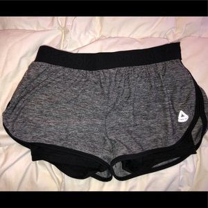 REEBOK SHORTS
